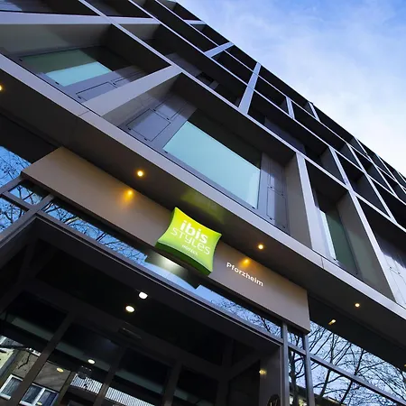 Ibis Styles 3* פורצהיים