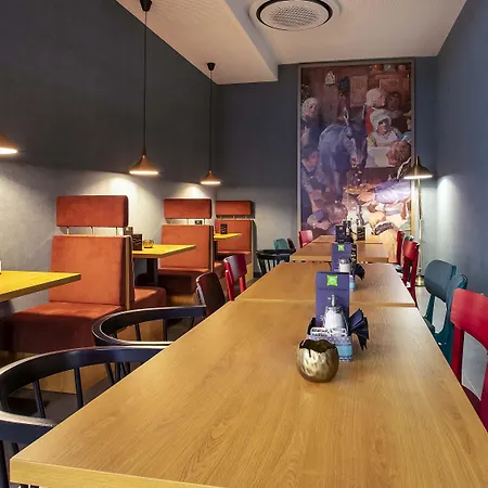 Ibis Styles 3* פורצהיים